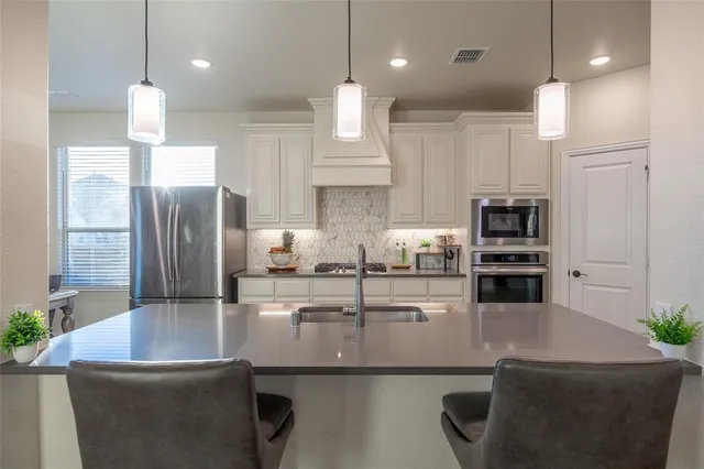 $540,000 | 4437 Lupine Est Drive, Joshua, TX 76058