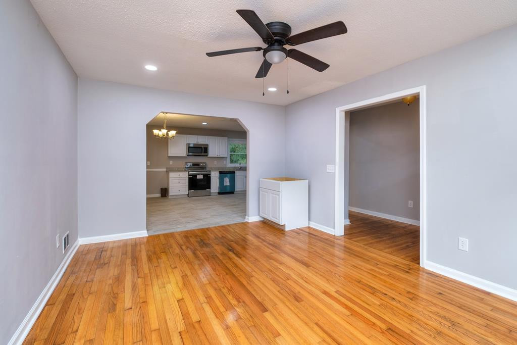 5430 Pinefield Road Sumter, SC 29154 - Photo 8 of 14