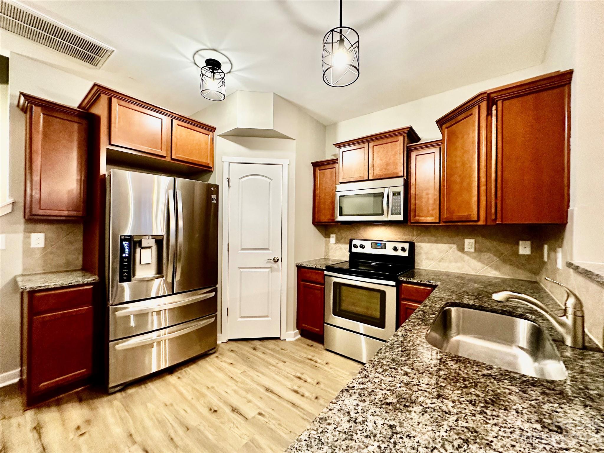 30108 Turtle Point Court Lancaster, SC 29720 - Photo 3 of 44 Gallery Image 3