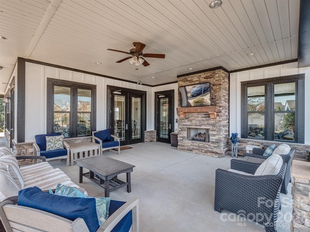 30108 Turtle Point Court Lancaster, SC 29720 - Photo 33 of 44 Gallery Image 33