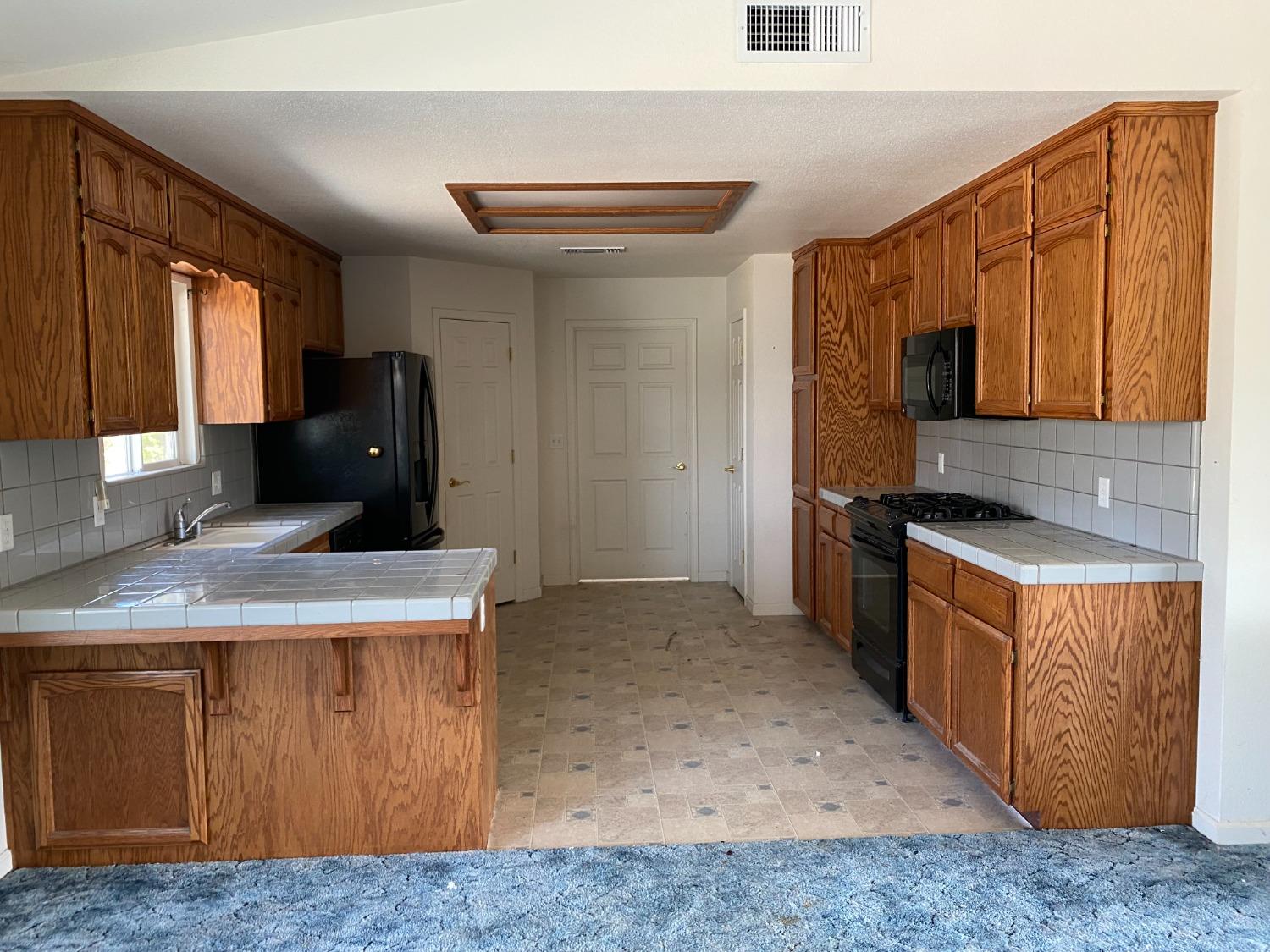 28403 Watts Valley Road Sanger, CA 93657 - Photo 3 of 22 Gallery Image 3