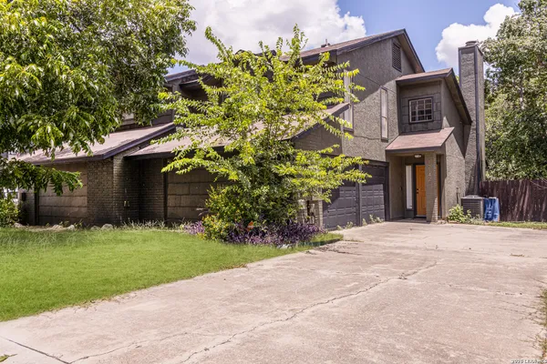 $1,500 | 12142 Vista Nogal, San Antonio, TX 78216