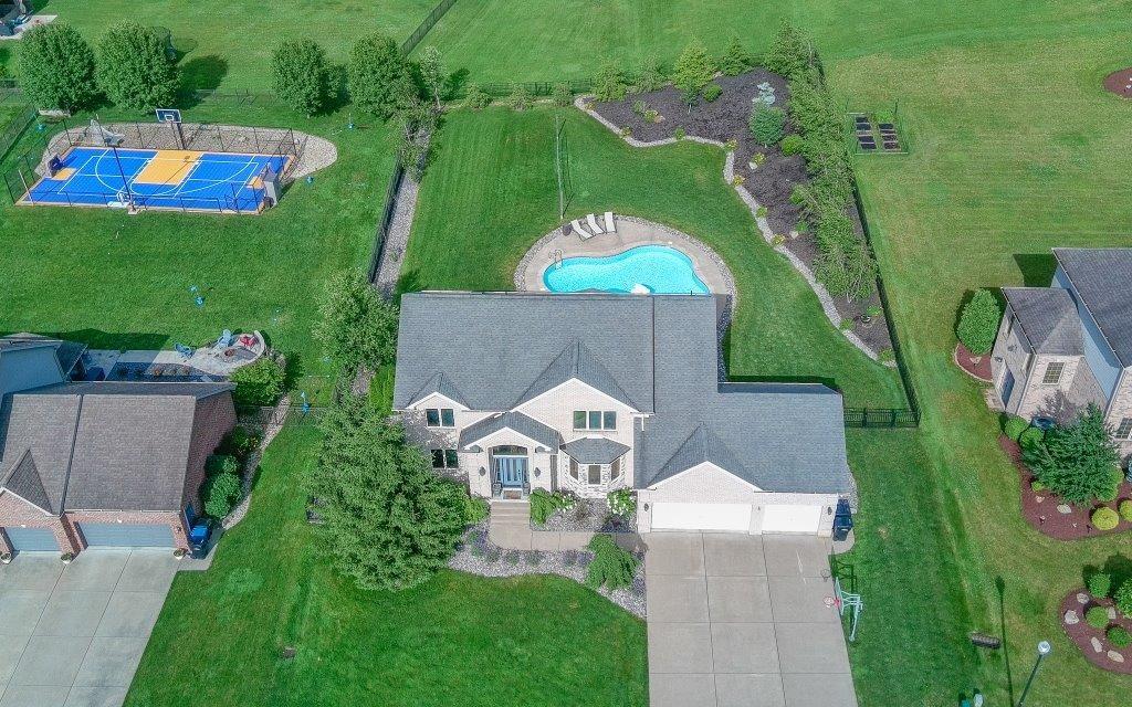 713 Bradgate Drive Irwin, PA 15642 - Photo 33 of 35 an aerial view of a house
