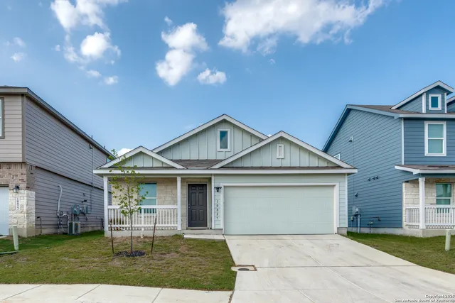 $1,590 | 10827 Hernando Court, Converse, TX 78109