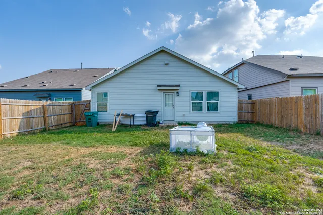 $1,590 | 10827 Hernando Court, Converse, TX 78109