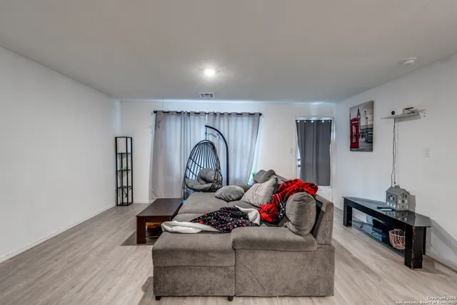 $1,590 | 10827 Hernando Court, Converse, TX 78109