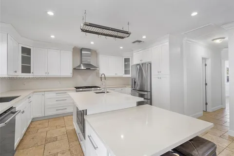 $1,850,000 | 925 Northeast 92nd Street, Miami Shores, FL 33138