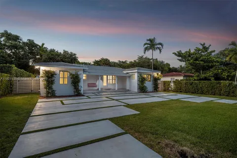 $1,850,000 | 925 Northeast 92nd Street, Miami Shores, FL 33138