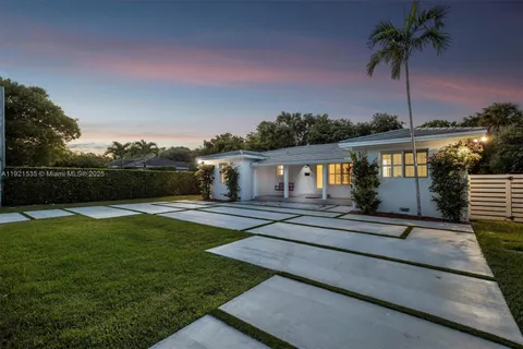 $1,850,000 | 925 Northeast 92nd Street, Miami Shores, FL 33138