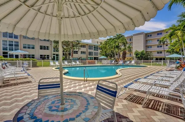 $449,000 | 1481 South Ocean Boulevard, Unit 412, Pompano Beach, FL 33062