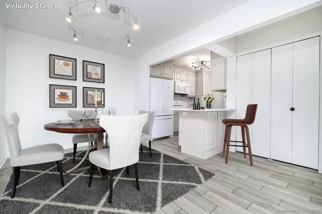 $3,250 | 1 Strawberry Hill Avenue, Unit 9G, Stamford, CT 06902