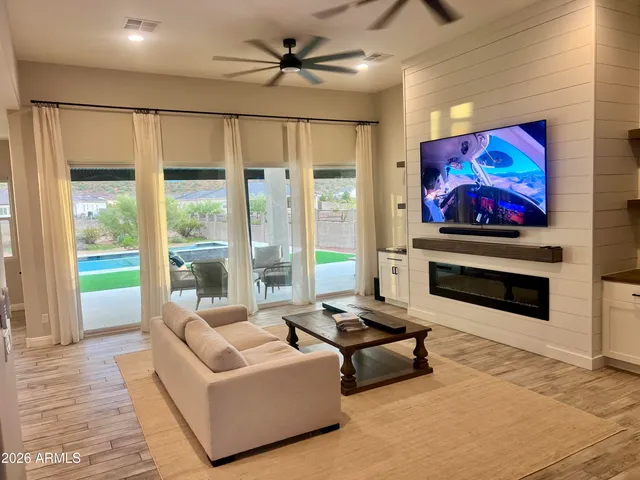 $7,500 | 267 West Amherst Street, San Tan Valley, AZ 85143