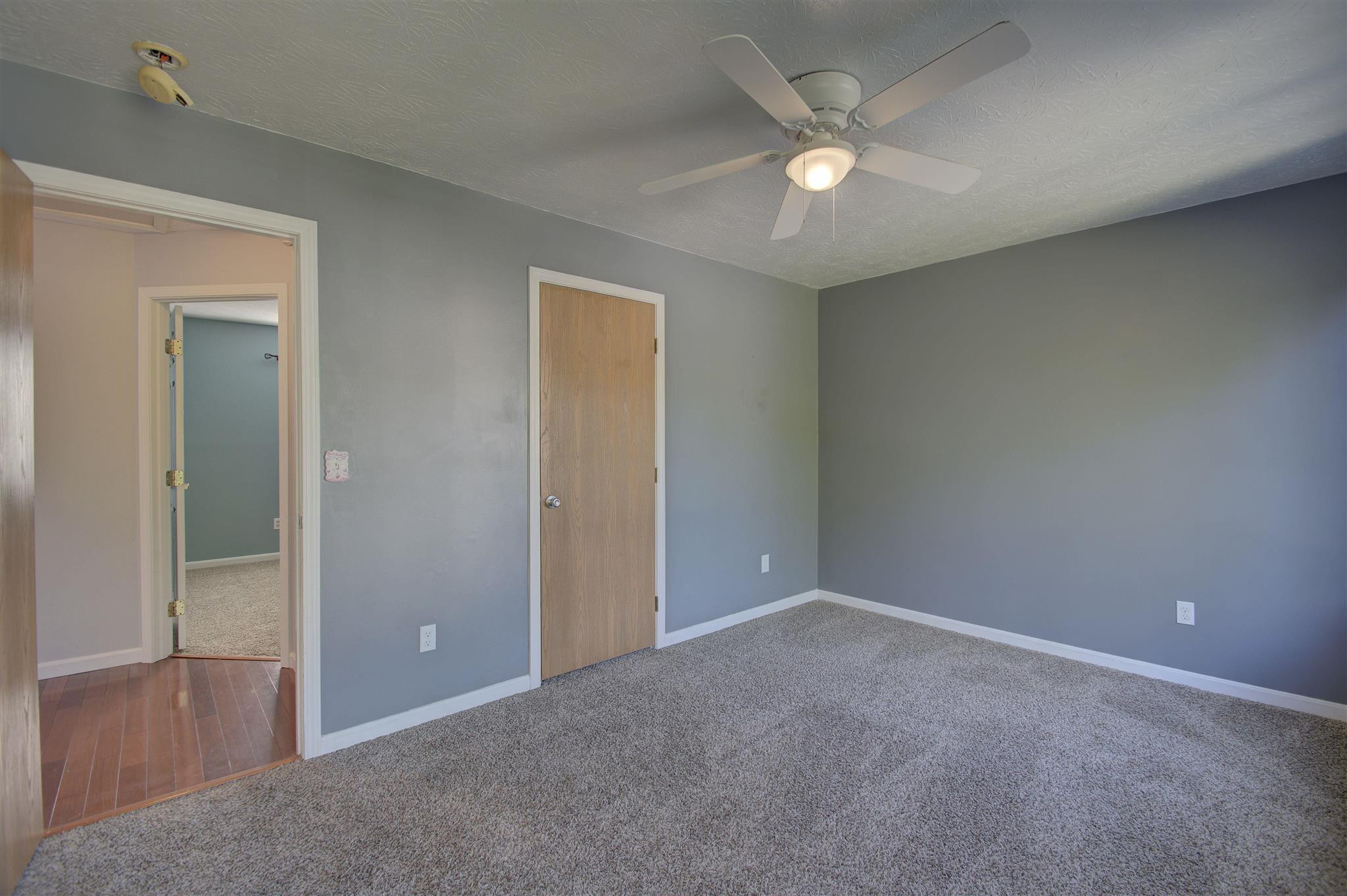 10446 Remy Lane Florence, KY 41042 - Photo 13 of 26 Gallery Image 13