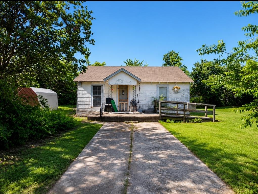 1325 Old Dallas Road Bellmead, TX 76705 - Photo 1 of 16 Gallery Image 1