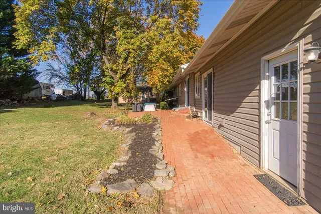 $525,000 | 8301 Sharon Drive, Frederick, MD 21704