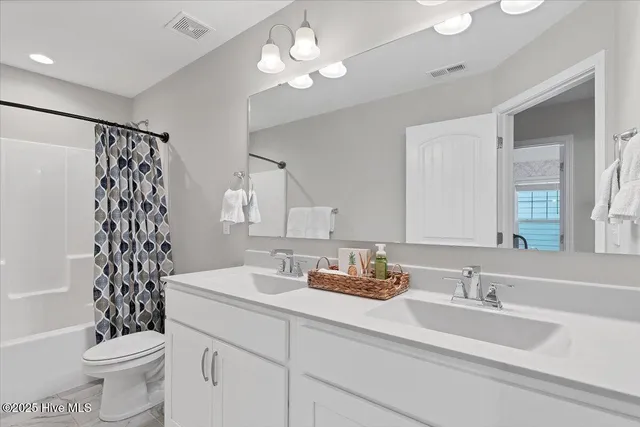 $515,000 | 138 Warren Lake Road, Aberdeen, NC 28315