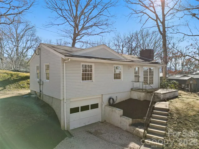 $430,000 | 76 Maple Springs Road, Asheville, NC 28805