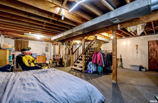 $140,000 | 872 5th Avenue North, Clinton, IA 52732