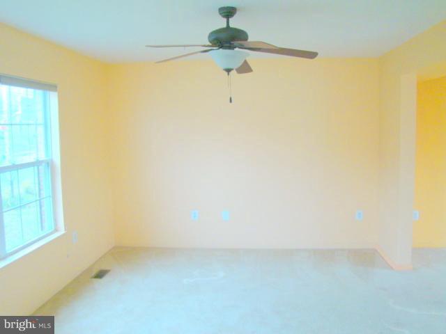 1403 Riggs Avenue Baltimore, MD 21217 - Photo 10 of 17 Living Room