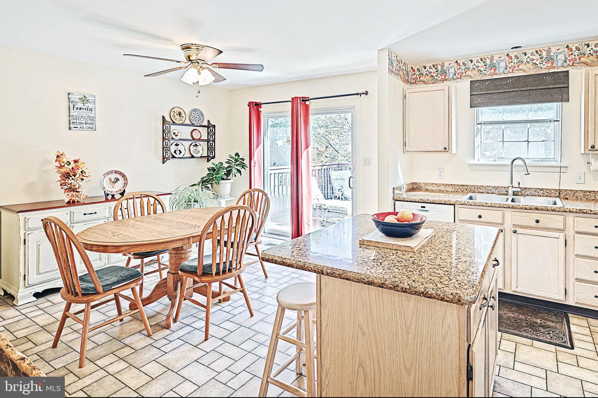 2298 Heather Road York, PA 17408 - Photo 11 of 30 Gallery Image 11