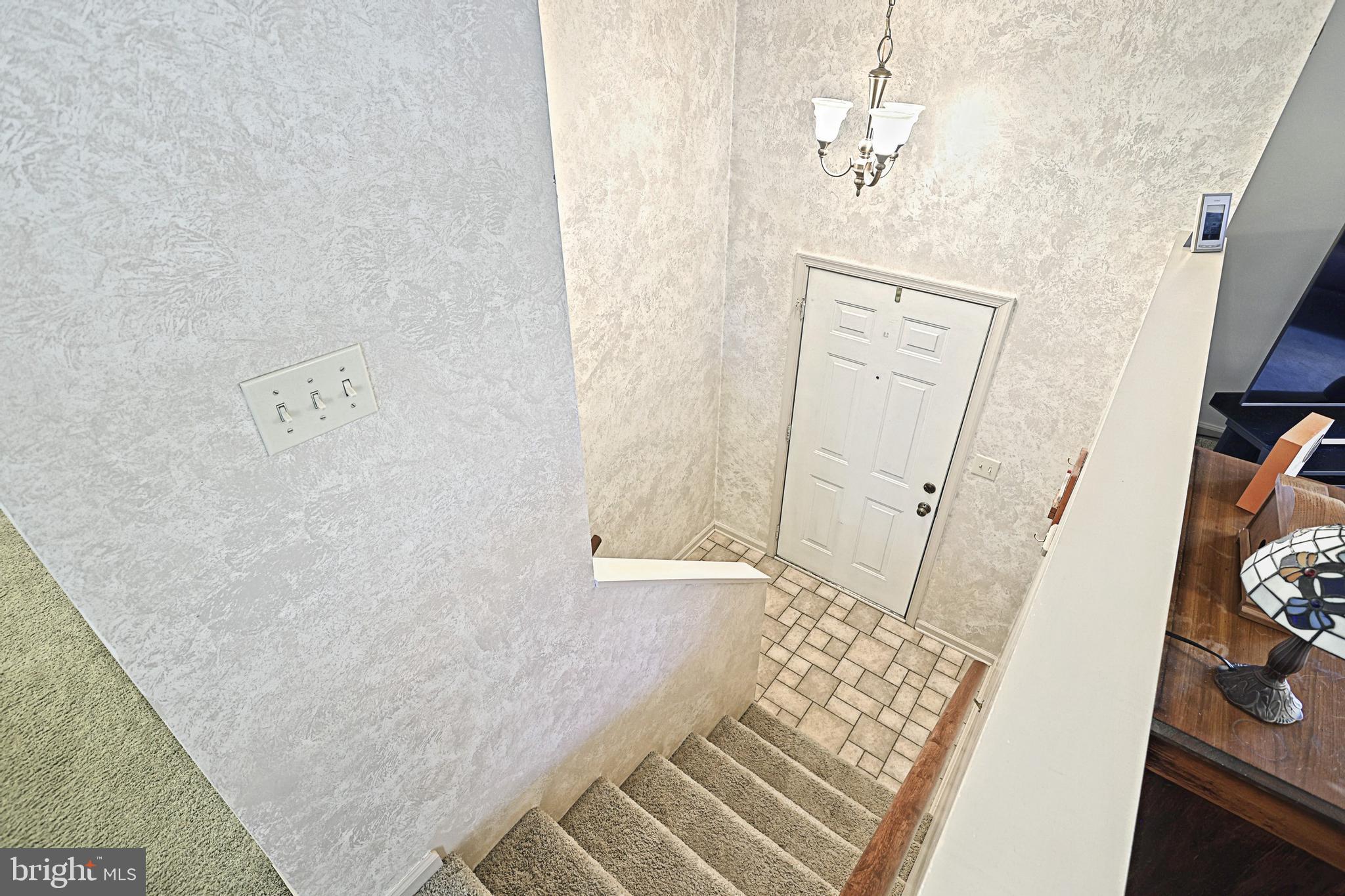2298 Heather Road York, PA 17408 - Photo 4 of 30 Gallery Image 4