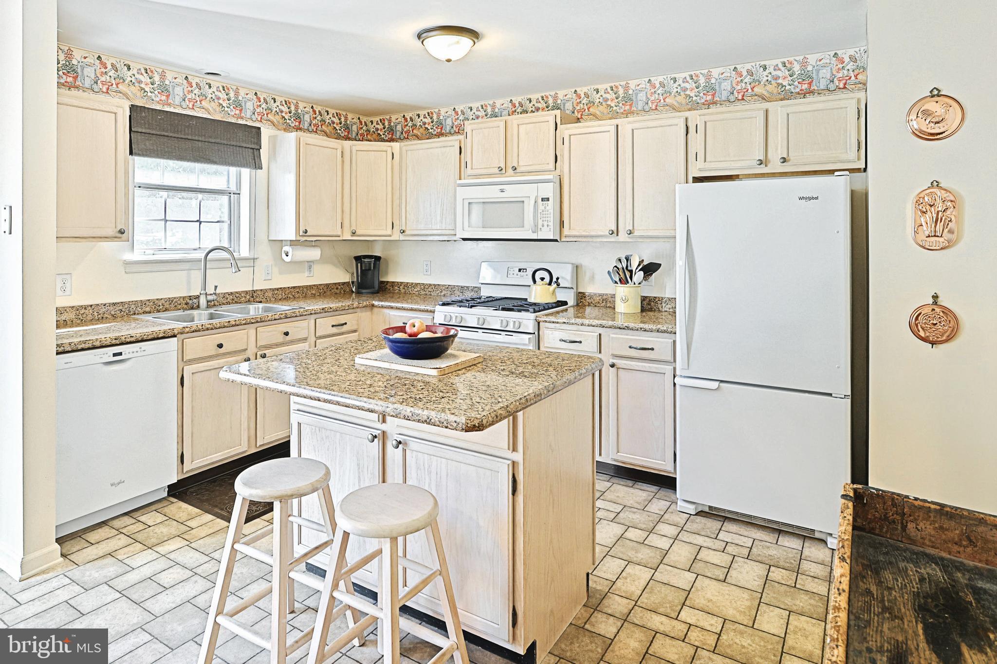 2298 Heather Road York, PA 17408 - Photo 9 of 30 Gallery Image 9