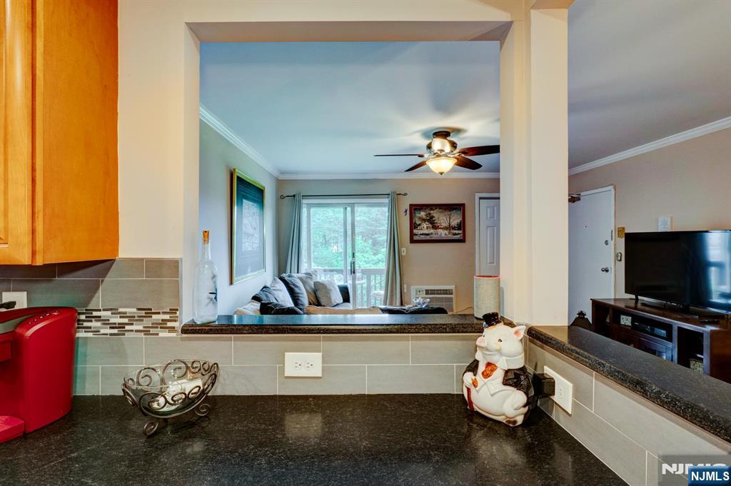 314 Federal Hill Road, Unit 314 Pompton Lakes, NJ 07442 - Photo 17 of 29