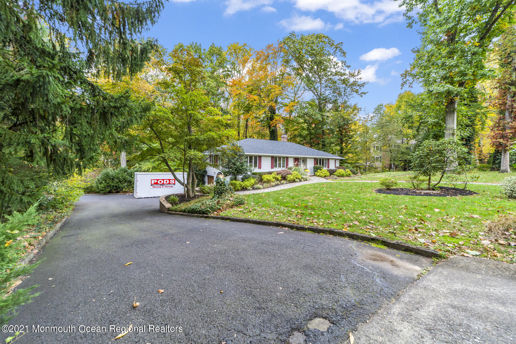 67 Tall Timber Road Middletown, NJ 07748 - Photo 25 of 26 Long Driveway