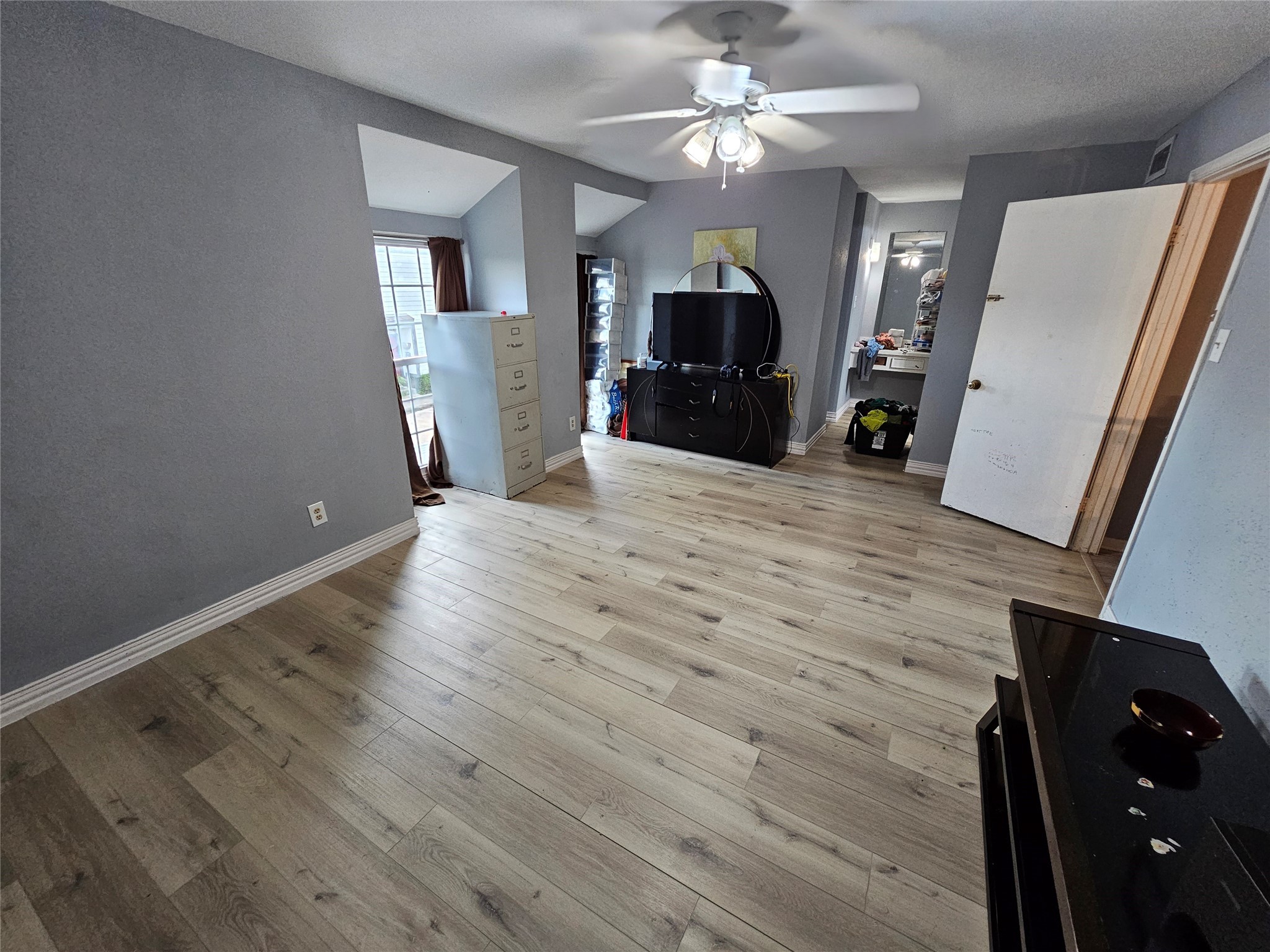 10112 Beekman Pl Drive Houston, TX 77043 - Photo 19 of 32