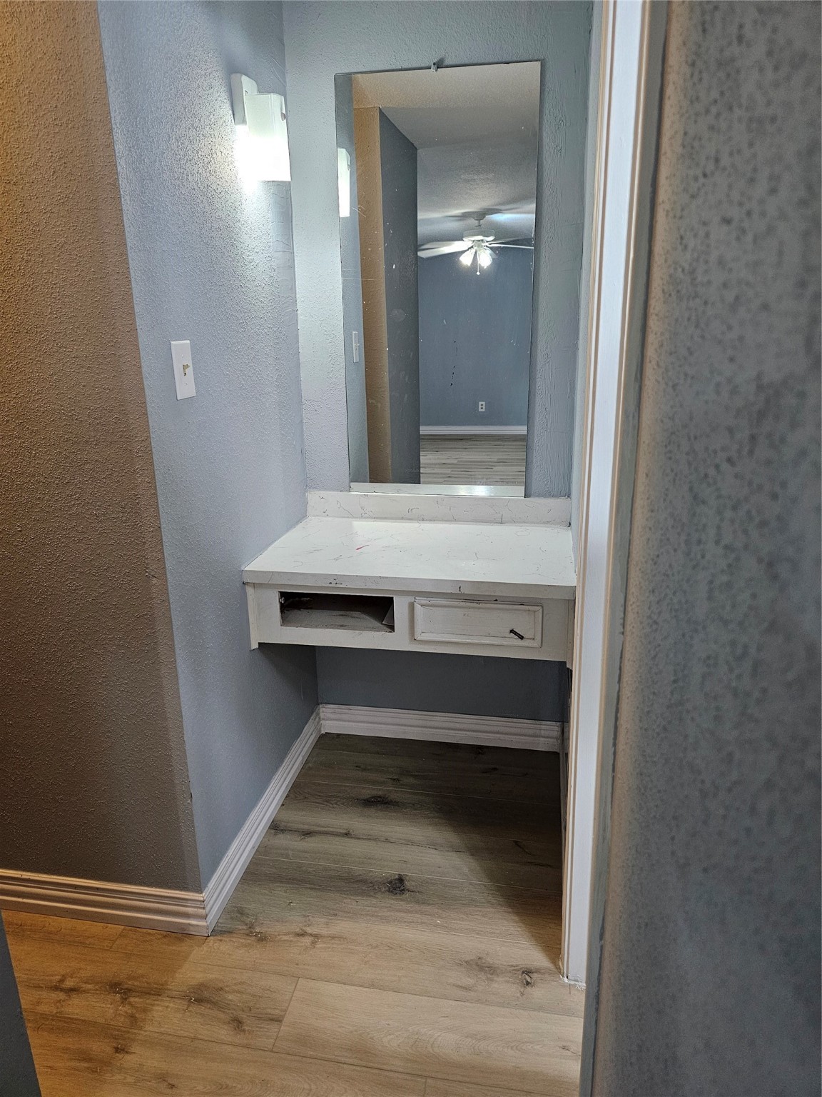 10112 Beekman Pl Drive Houston, TX 77043 - Photo 21 of 32