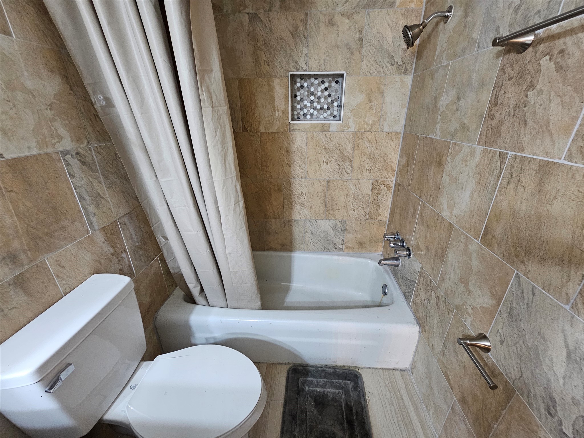 10112 Beekman Pl Drive Houston, TX 77043 - Photo 30 of 32