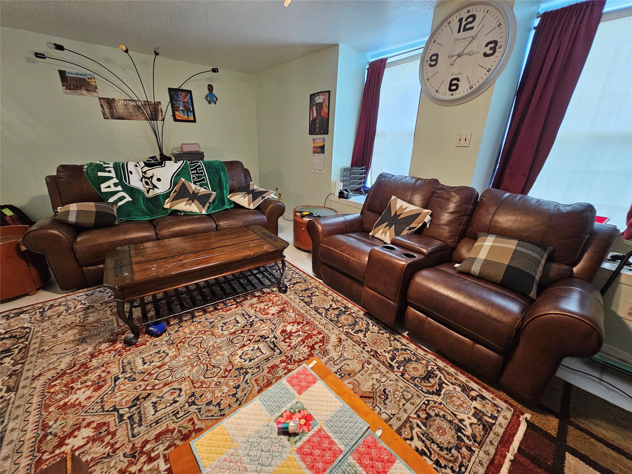 10112 Beekman Pl Drive Houston, TX 77043 - Photo 5 of 32