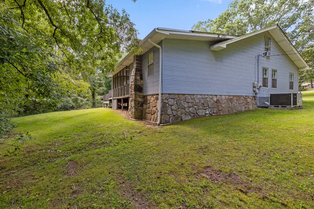 $614,995 | 1702 James Boulevard, Signal Mountain, TN 37377