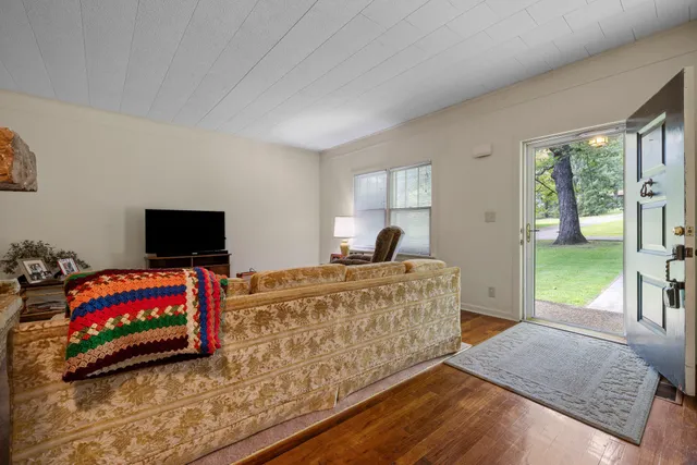 $614,995 | 1702 James Boulevard, Signal Mountain, TN 37377