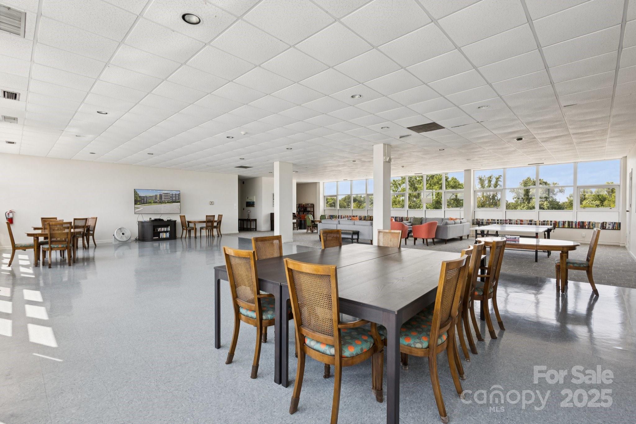 1300 Reece Road, Unit 305 Charlotte, NC 28209 - Photo 20 of 29 Gallery Image 20
