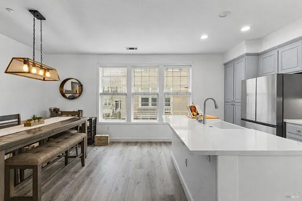 $1,185,000 | 3710 Central Parkway, Dublin, CA 94568