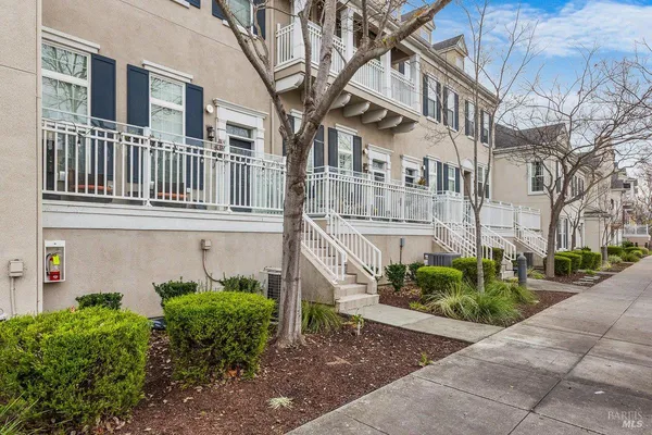 $1,185,000 | 3710 Central Parkway, Dublin, CA 94568