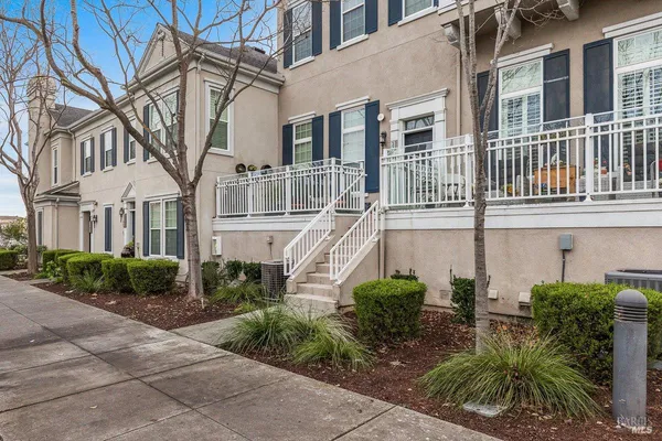 $1,185,000 | 3710 Central Parkway, Dublin, CA 94568