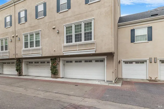 $1,285,000 | 3710 Central Parkway, Dublin, CA 94568