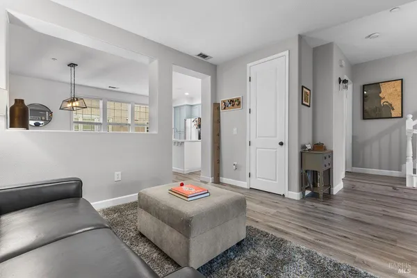 $1,185,000 | 3710 Central Parkway, Dublin, CA 94568