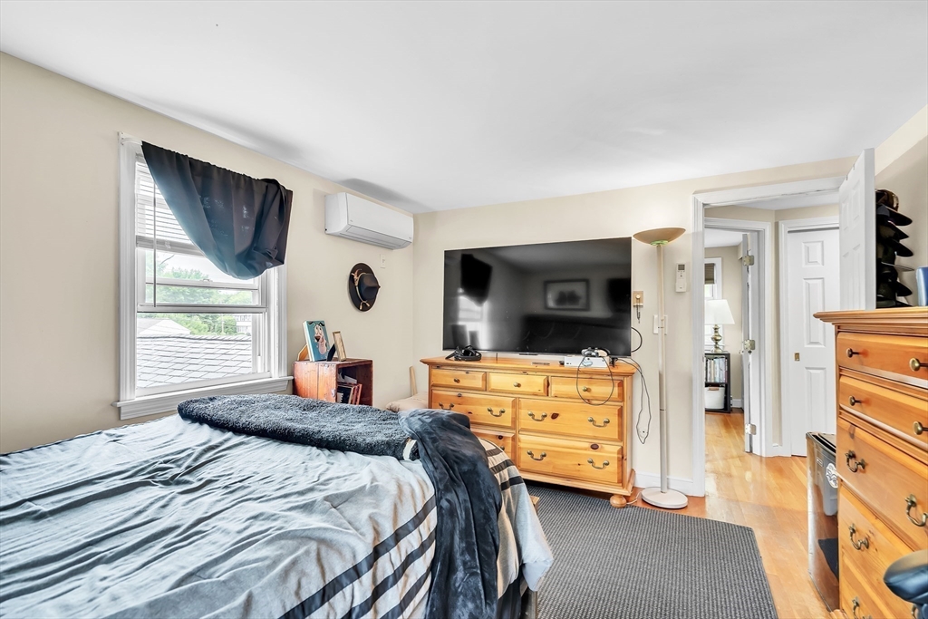 4 Roch Circle Brockton, MA 02301 - Photo 25 of 32