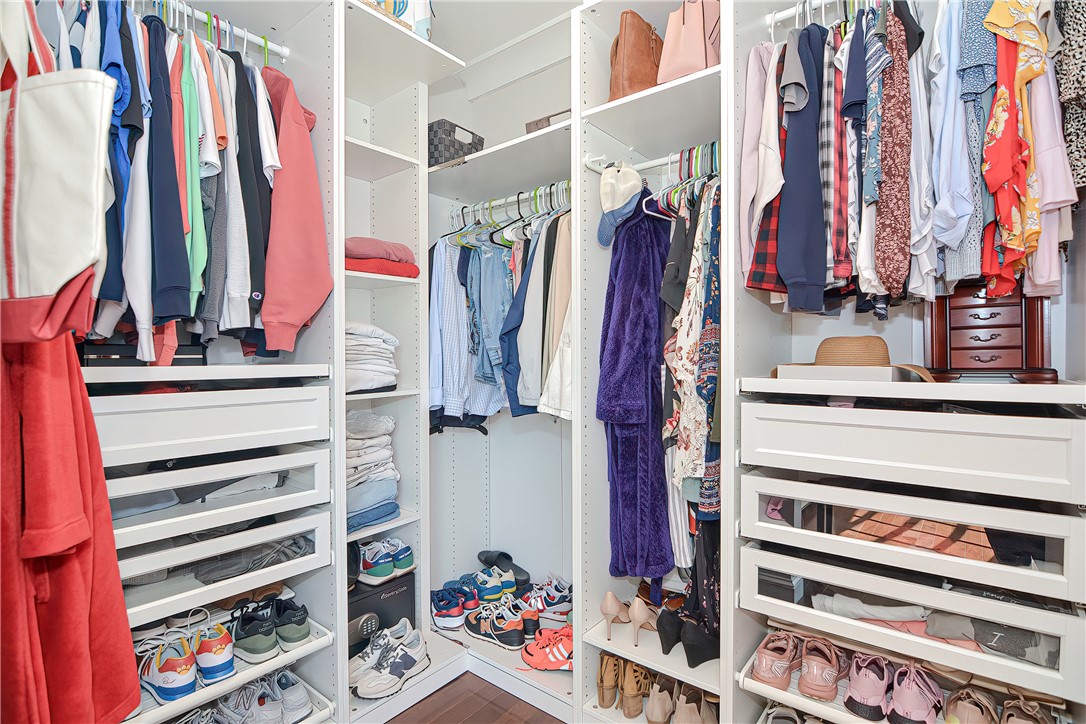 101 Naushon Road Pawtucket, RI 02861 - Photo 21 of 40 Master Walk In Closet