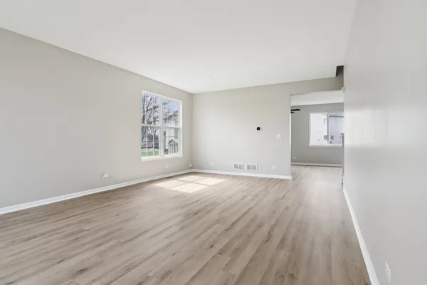 $399,000 | 3649 Bailey Street, Plano, IL 60545