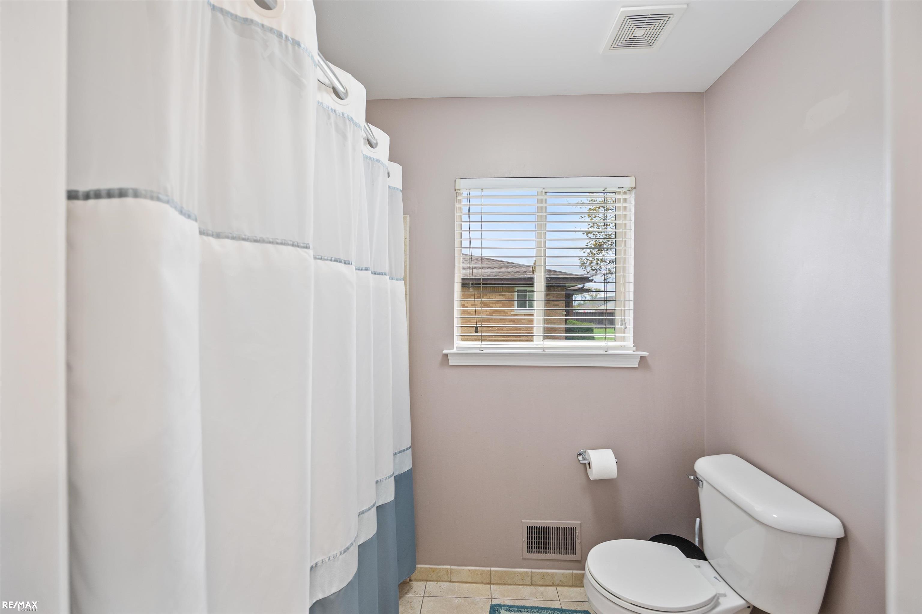2823 Harrison Avenue Rochester Hills, MI 48307 - Photo 16 of 30
