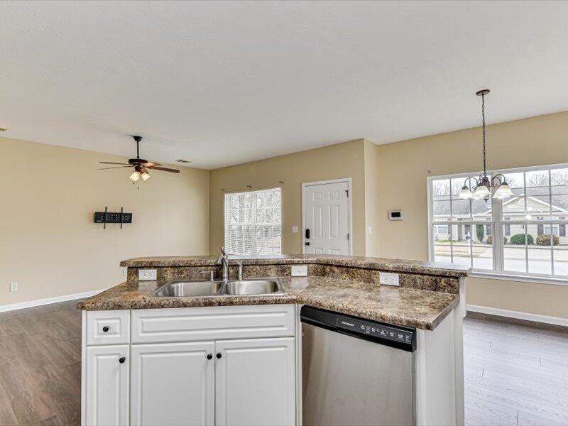 147 Peconic Court Aiken, SC 29803 - Photo 8 of 21 15-115