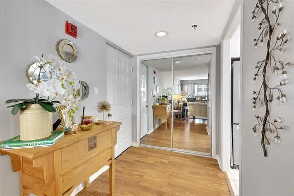 $482,000 | 204 Quayside Circle, Unit 201, Maitland, FL 32751