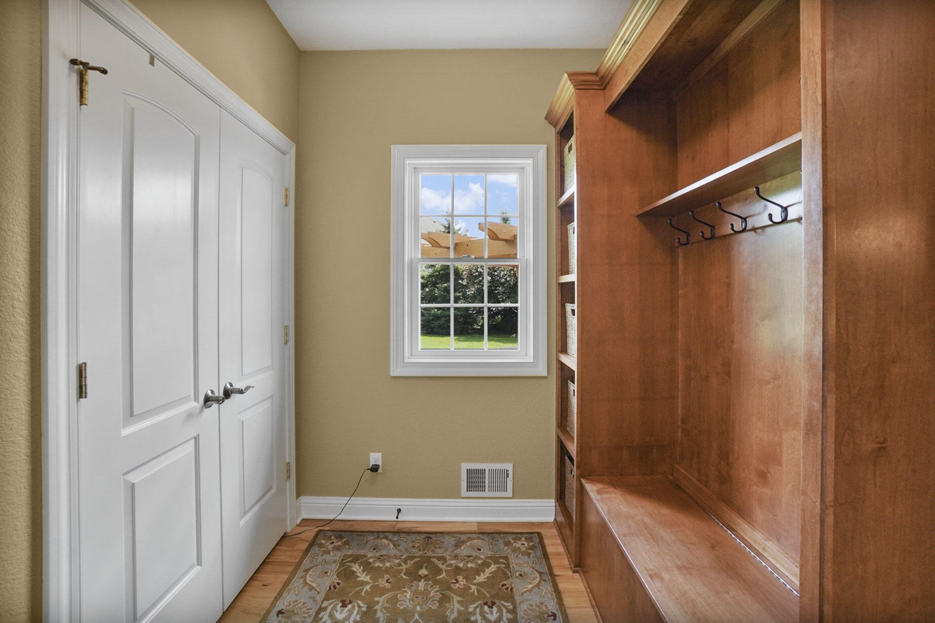 N75W24615 Overland Road Sussex, WI 53089 - Photo 21 of 44 Mud Room