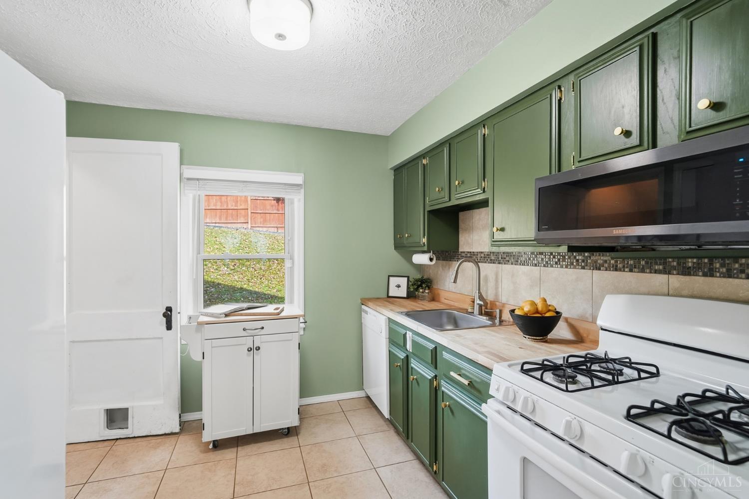 3702 Brotherton Road Cincinnati, OH 45209 - Photo 15 of 49 Gallery Image 15