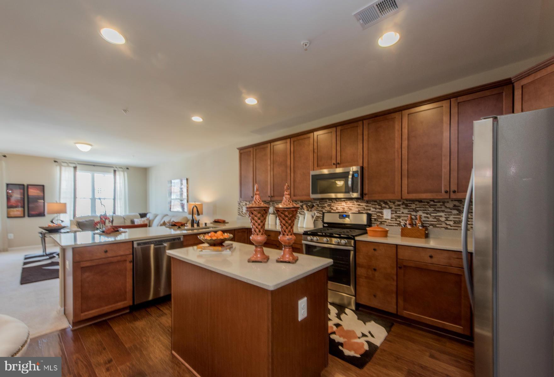 6255 McKay Circle Rosedale, MD 21237 - Photo 10 of 30 Kitchen