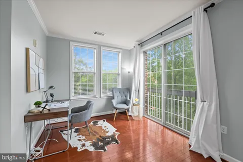 $599,900 | 400 Cameron Station Boulevard, Unit 202, Alexandria, VA 22304